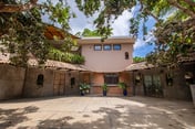 Weddings | Retreats | Large Groups | One of a Kind