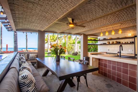 Casas Palmar & Tocayo - Two Incredible Beachfront Houses that Sleep up to 20 Guests, Incredible Central Beachfront Location - Image 1