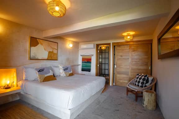 Casa Palmar Condo  · Stunning 3BR, 2BA North Side Beach Condo - Image 4
